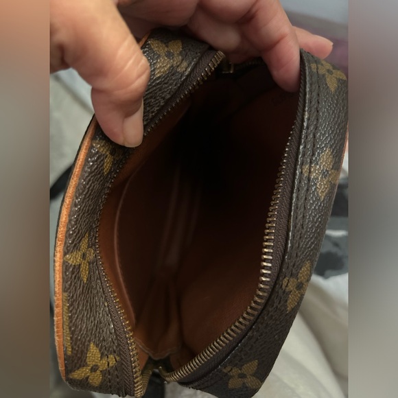 ✨Sale✨❤️ Authentic Vintage Louis Vuitton Monogram AB Danube Crossbody Bag - Picture 7 of 16